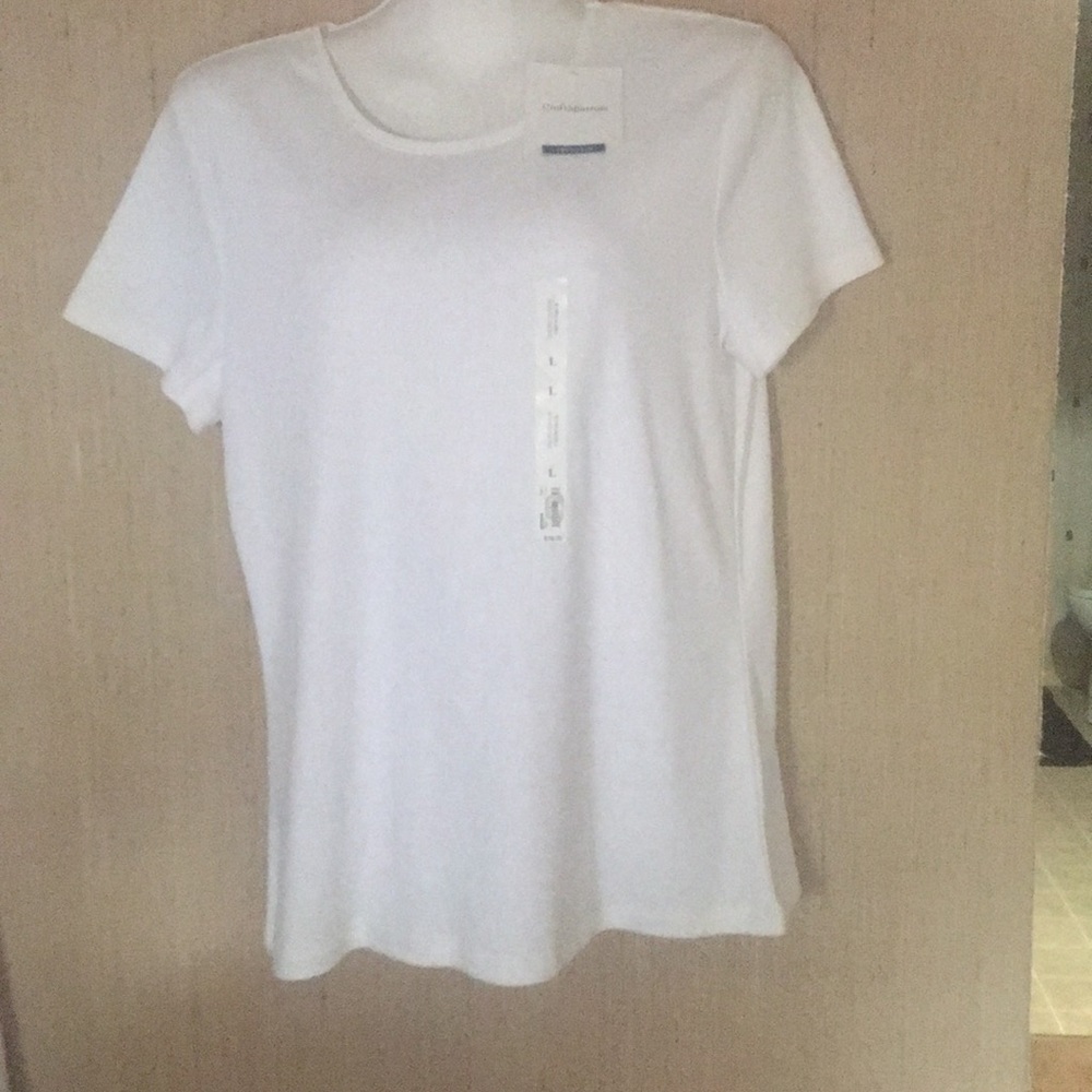 Croft and Barrow Woman Shirt Size Large White Crew Neckline Short Sleeveq